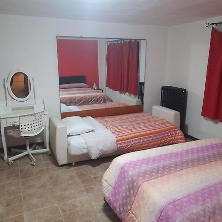 Love Nest Parma Esterno foto